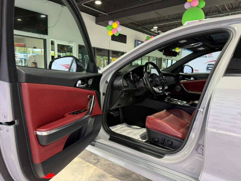 2023 Kia Stinger
