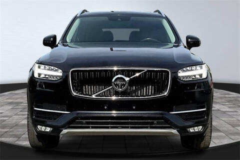 2019 Volvo XC90 T6 Momentum