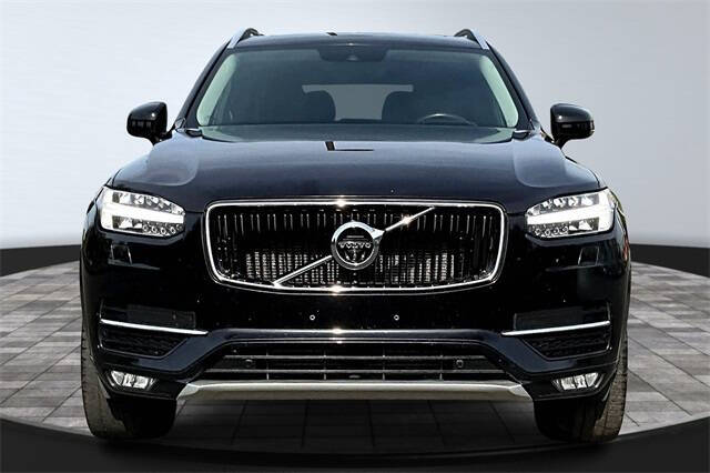 2019 Volvo XC90 T6 Momentum
