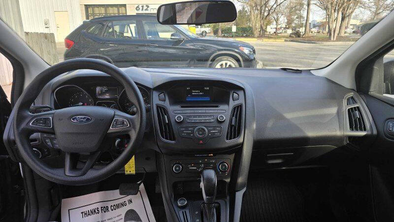 2017 Ford Focus SE