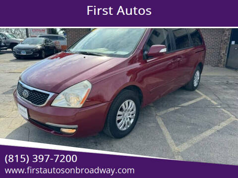 2014 Kia Sedona for sale at First  Autos in Rockford IL