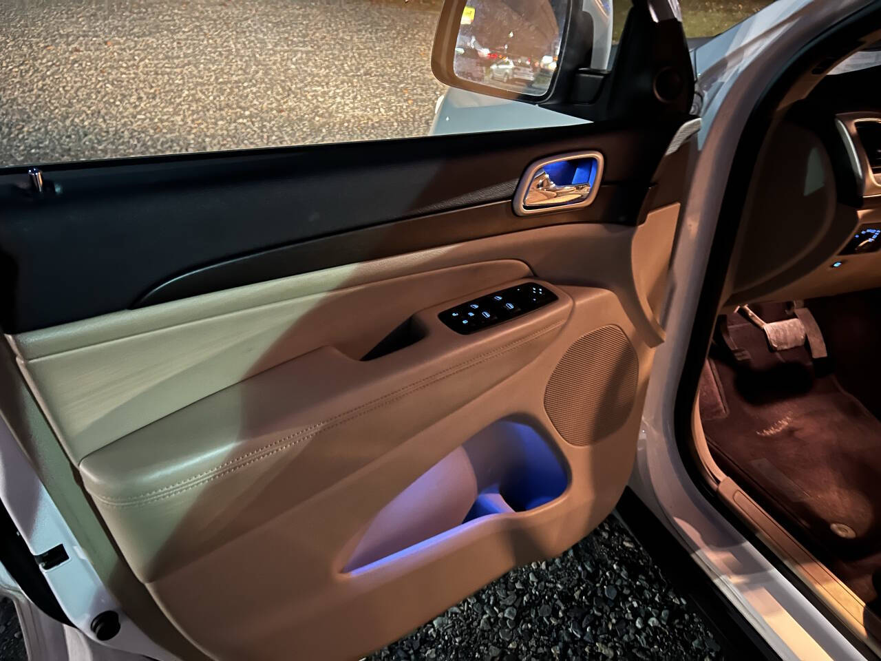 JeepGrand Cherokee18