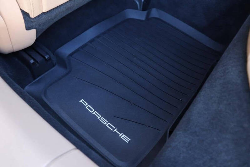 2018 Porsche Panamera 4 E-Hybrid