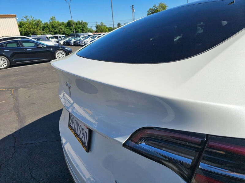2020 Tesla Model Y Long Range