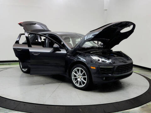 2017 Porsche Macan