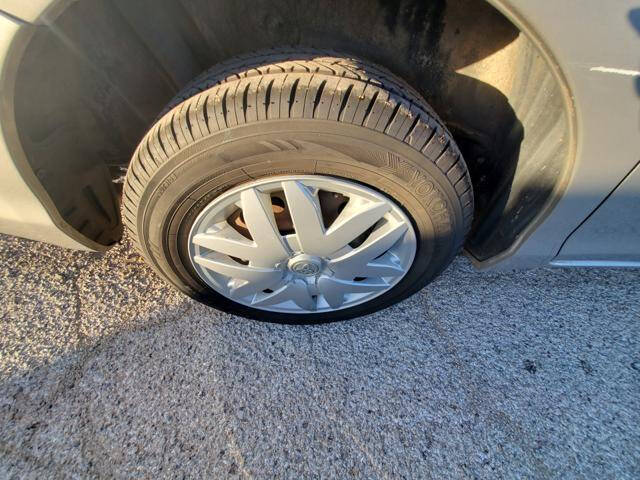 2004 Toyota Sienna LE 7 Passenger