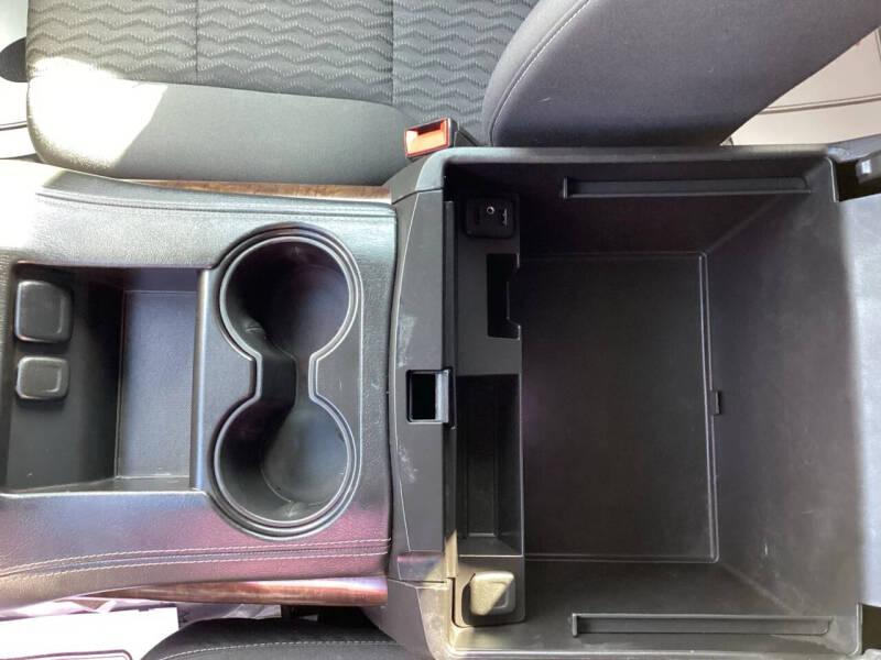 2017 Chevrolet Suburban LS