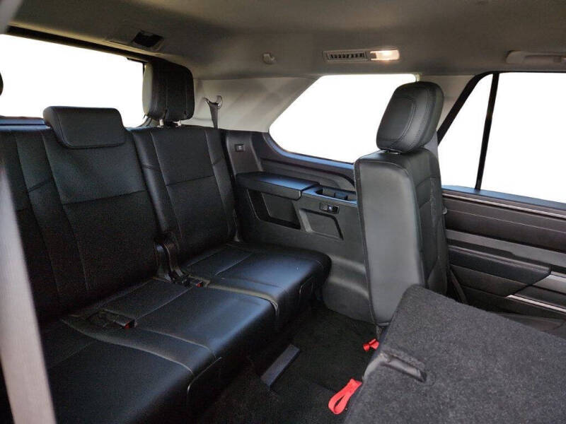 2024 Toyota Sequoia SR5