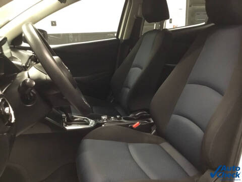 2019 Toyota Yaris LE