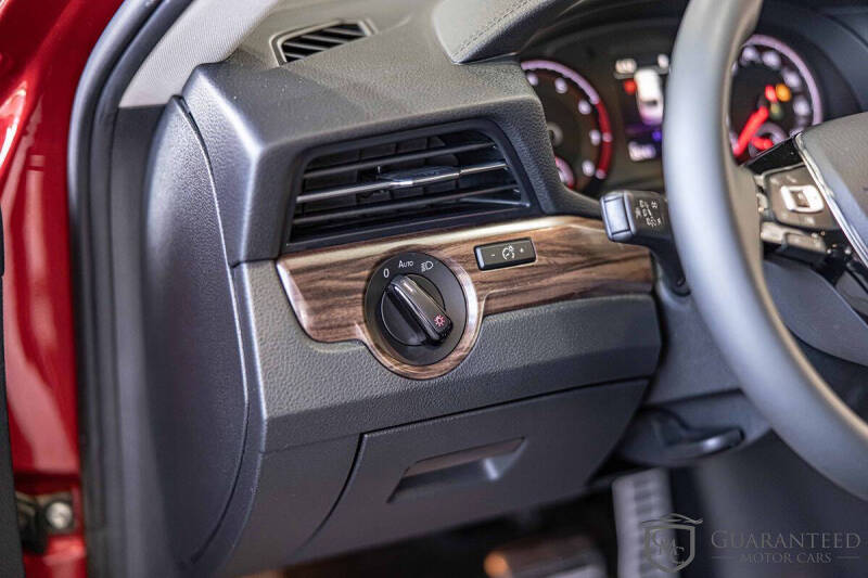 2022 Volkswagen Passat Limited Edition