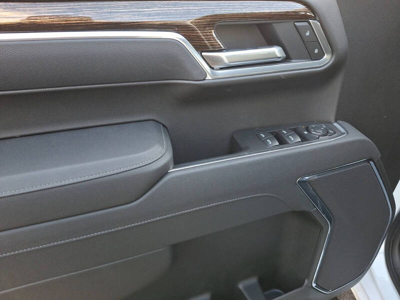 2026 GMC Sierra 1500 Elevation Standard