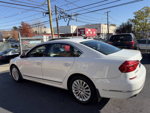 2016 Volkswagen Passat 1.8T SE
