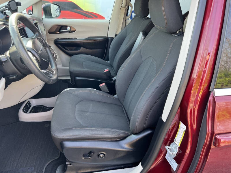 2017 Chrysler Pacifica Touring