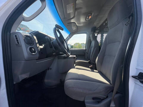 2013 Ford E-Series E-250