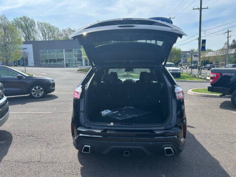 2022 Ford Edge ST
