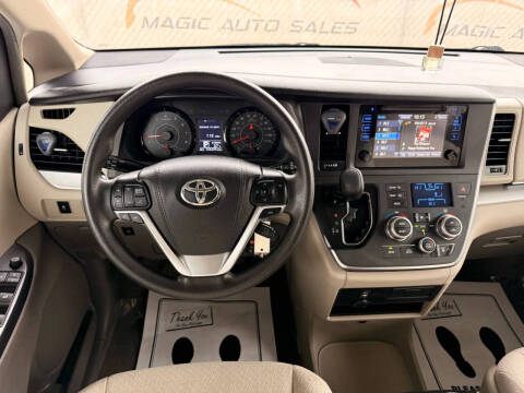 2017 Toyota Sienna