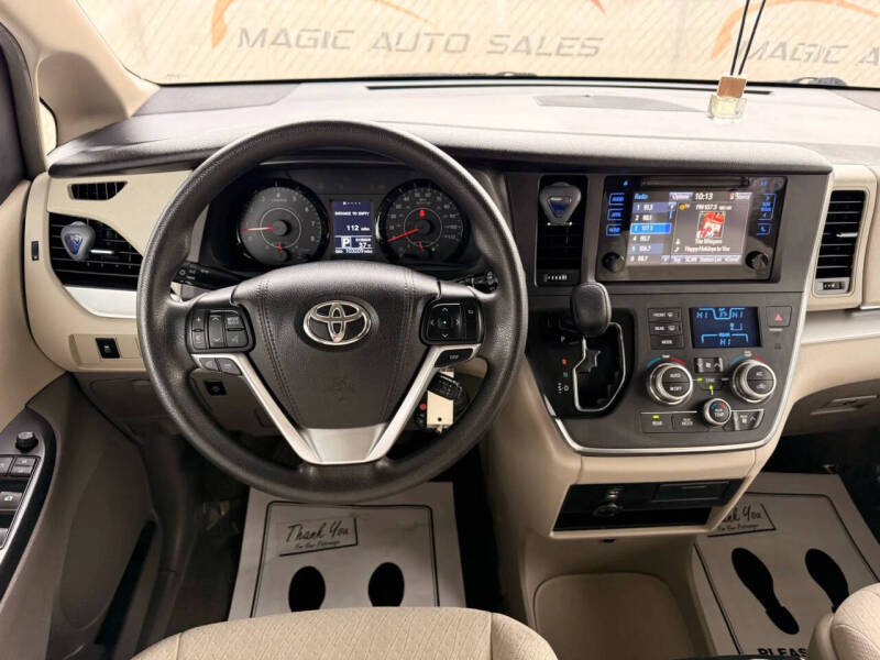 2017 Toyota Sienna
