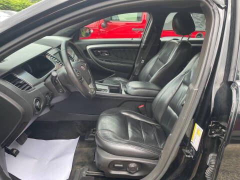 2016 Ford Taurus SEL