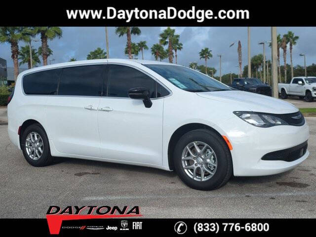 2026 Chrysler Voyager LX