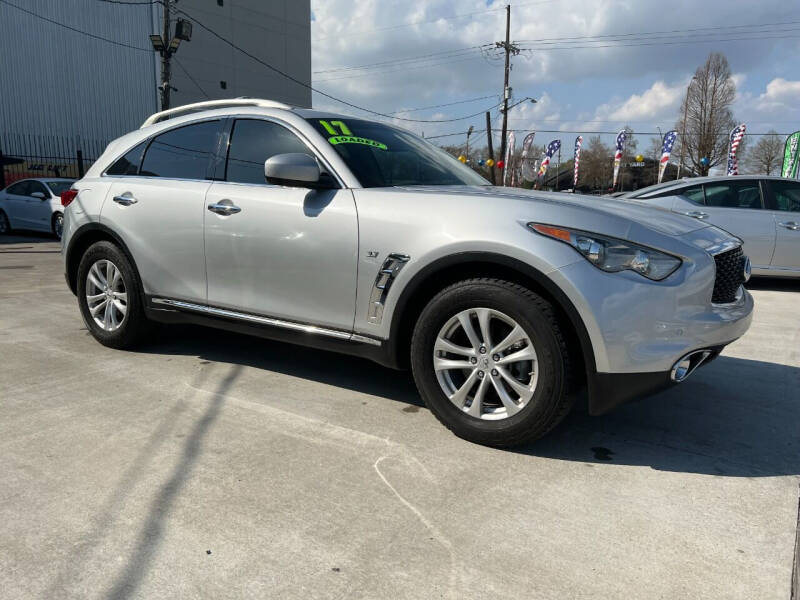 2017 Infiniti QX70
