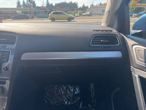 2016 Volkswagen e-Golf SE