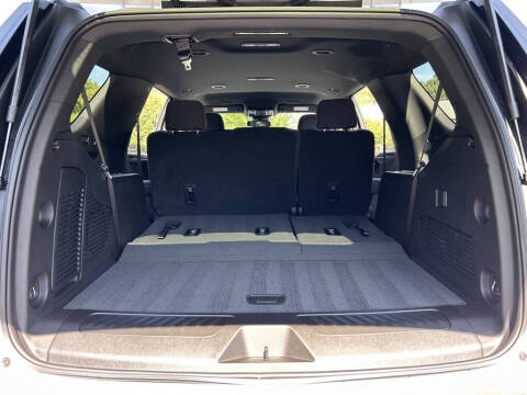 2025 Chevrolet Tahoe LS