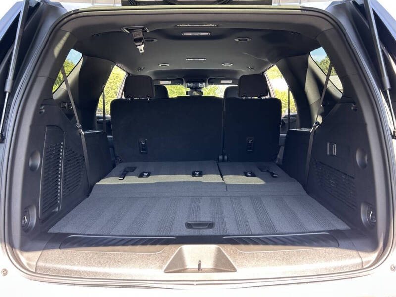 2025 Chevrolet Tahoe LS