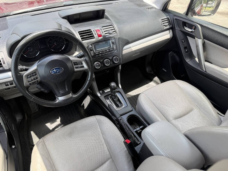 2015 Subaru Forester 2.5i Touring