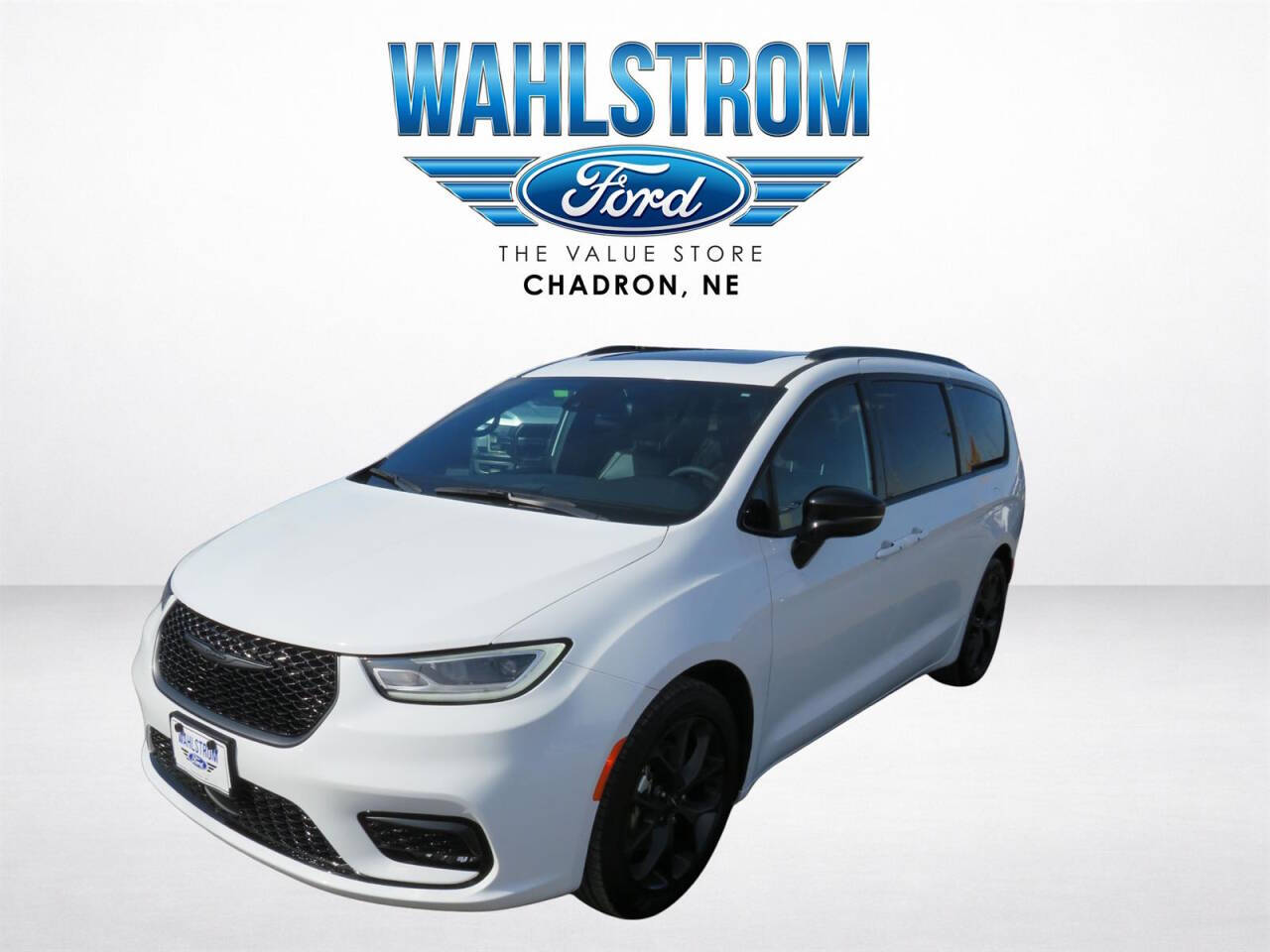 White 2025 Chrysler Pacifica Limited Limited 4dr Mini-Van 1