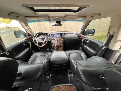 2015 Infiniti QX80