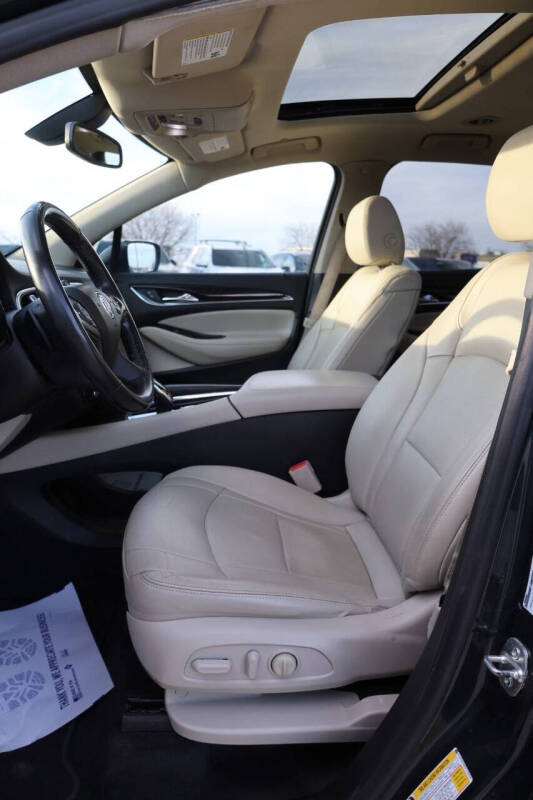 2019 Buick Enclave Essence