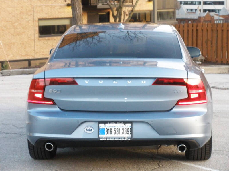 2018 Volvo S90 T5 Momentum