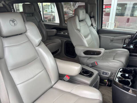 2022 Chevrolet Express 2500