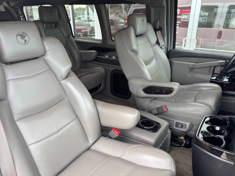 2022 Chevrolet Express 2500