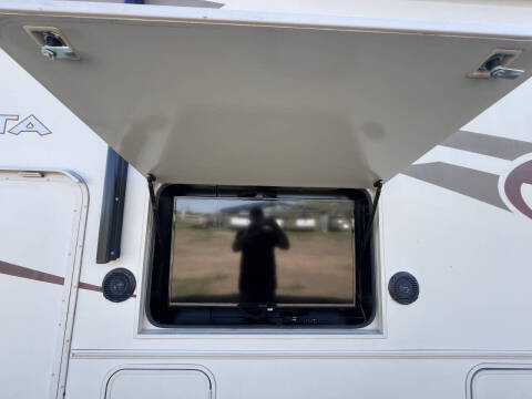 2017 Winnebago Vista 29VE