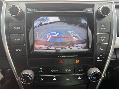 2016 Toyota Camry SE