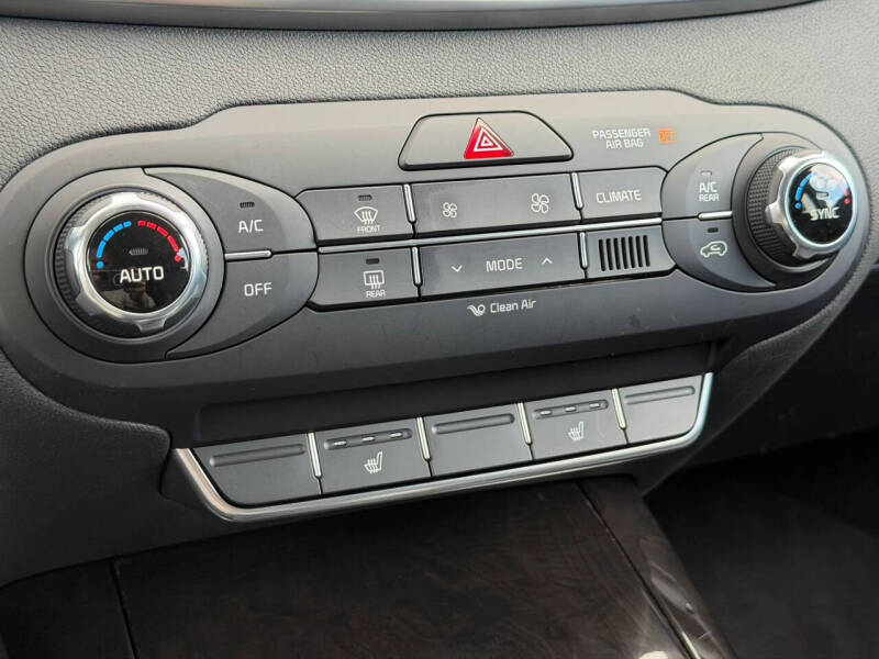2017 Kia Sorento EX V6