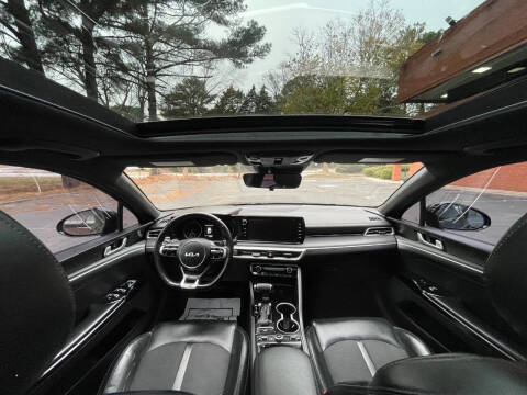 2022 Kia K5 GT-Line
