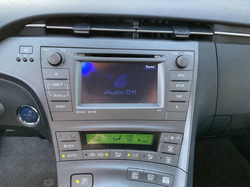 2015 Toyota Prius Three