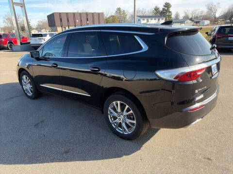 2022 Buick Enclave Essence
