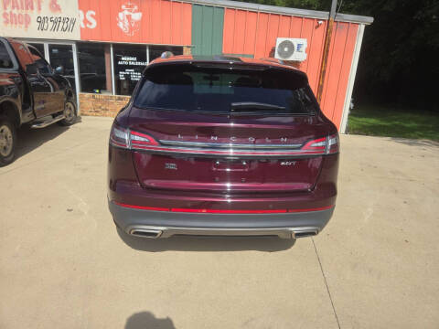 2019 Lincoln Nautilus Select