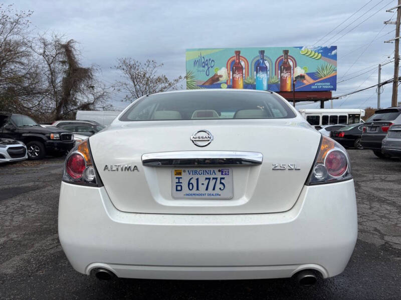 2011 Nissan Altima null photo 5