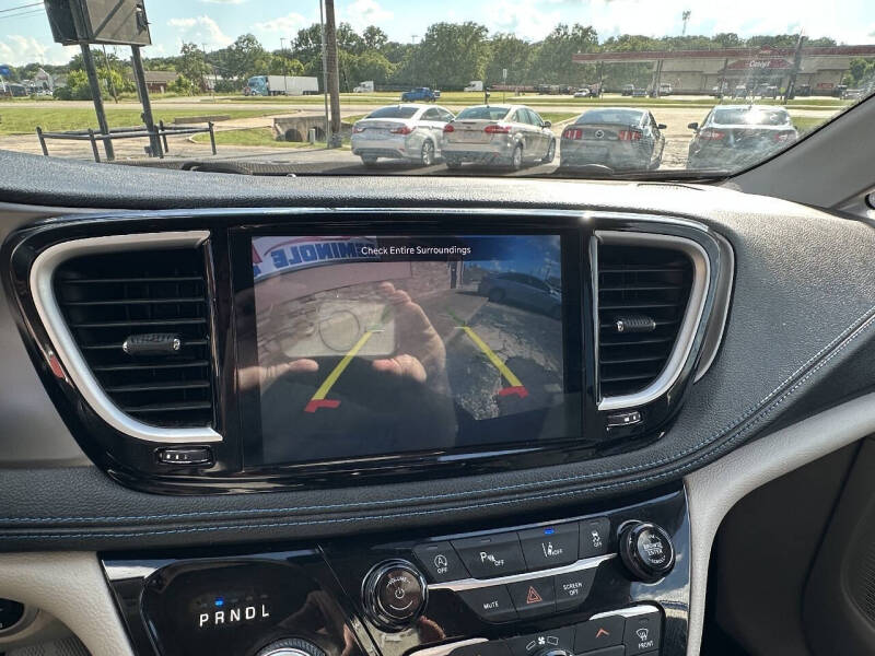 2021 Chrysler Pacifica Touring