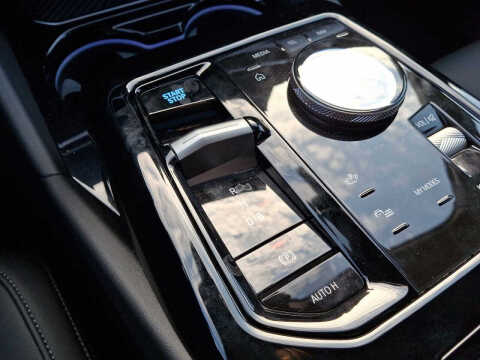 2024 BMW i5 eDrive40