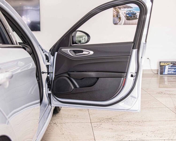 2025 Alfa Romeo Giulia