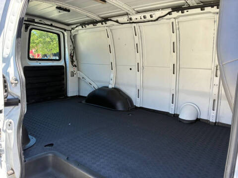 2017 Chevrolet Express 3500