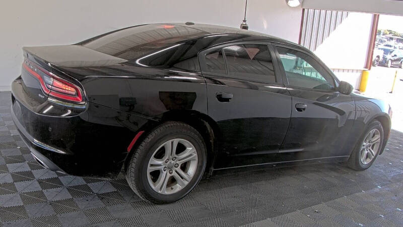 2018 Dodge Charger SXT