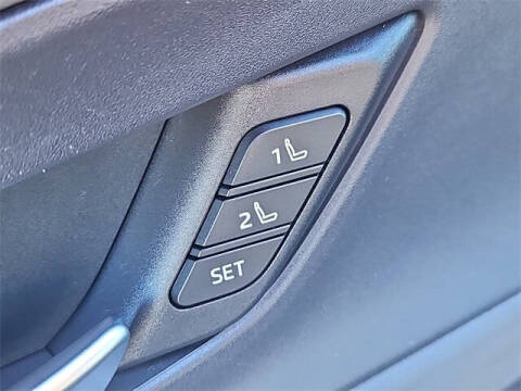 2023 Toyota Prius Limited