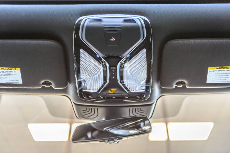 2021 BMW 7 Series 740i