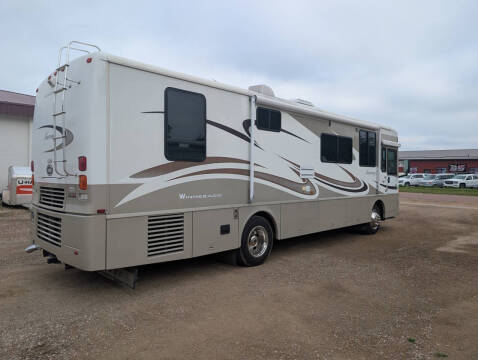2004 Winnebago Journey